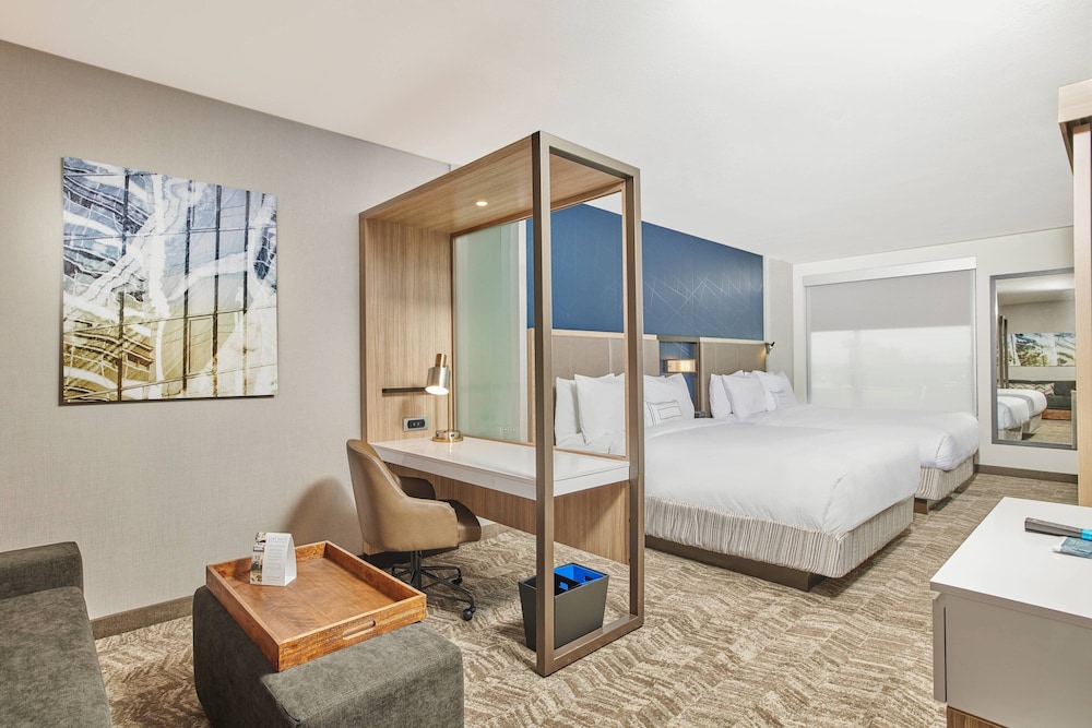 Suite with Two Queen Beds and Trundle Bed (Mobility/Hearing Accessible, Tub) - Photo 2