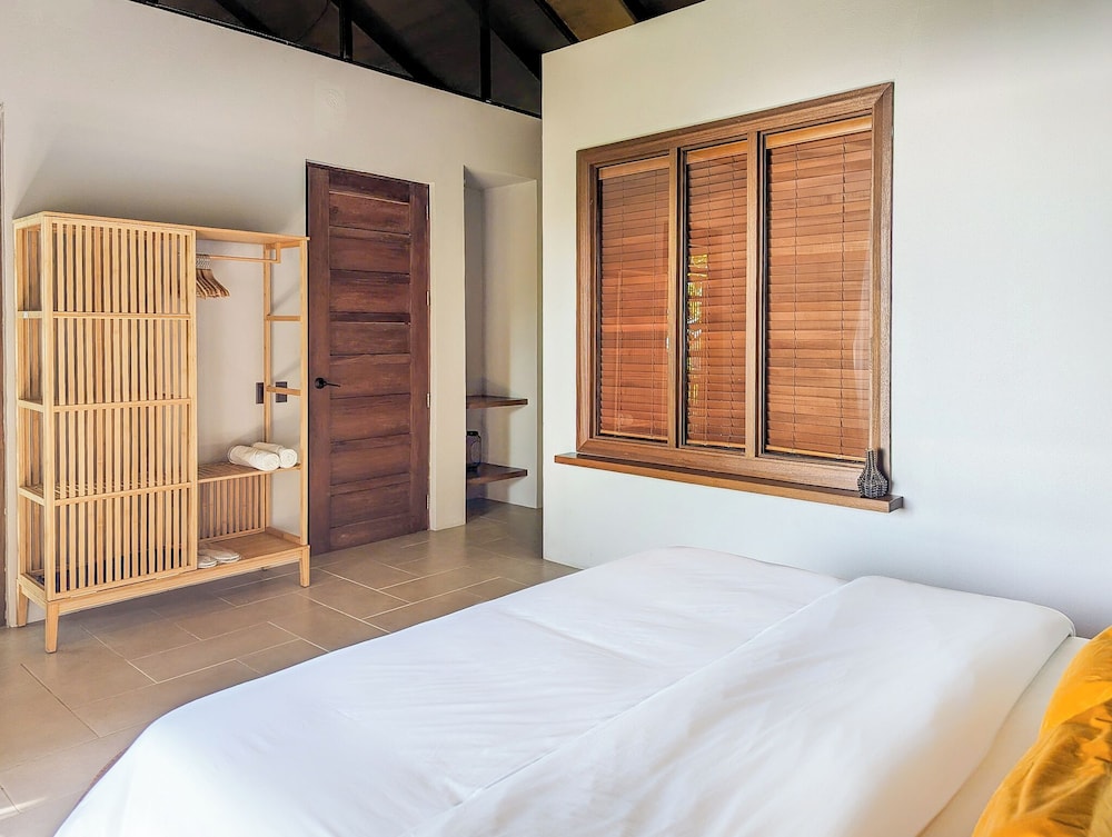 Premier Villa, Sea View photo 2