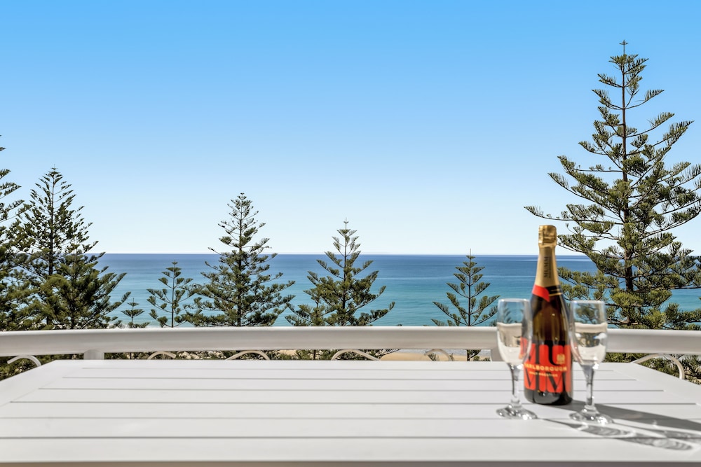 1 Bedroom Superior Ocean View Apartment - Photo 11