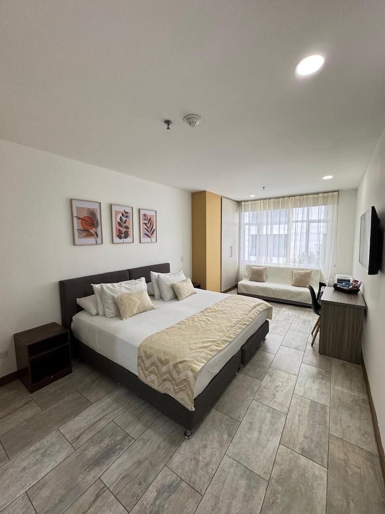 Comfort Triple Room