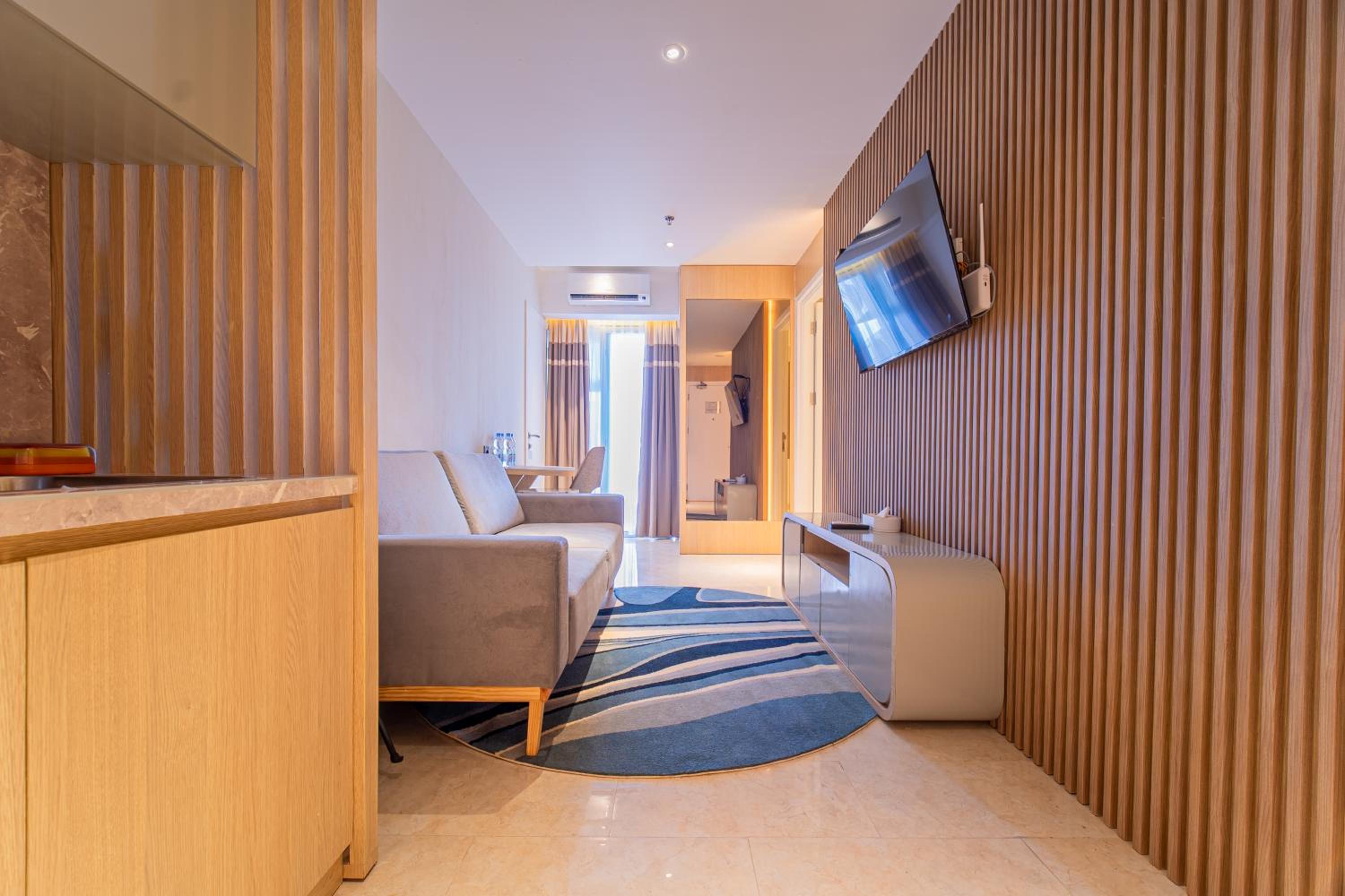 Family Room - Photo 1