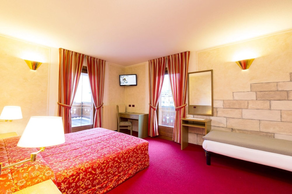 Superior Triple Room photo 1