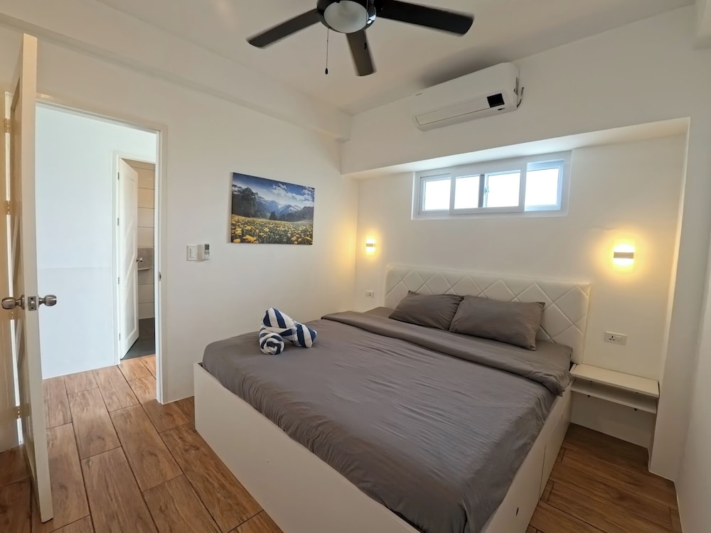 Deluxe Double Room, Balcony, Sea View photo 3