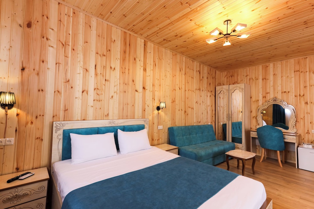 Honeymoon Double Room photo 1