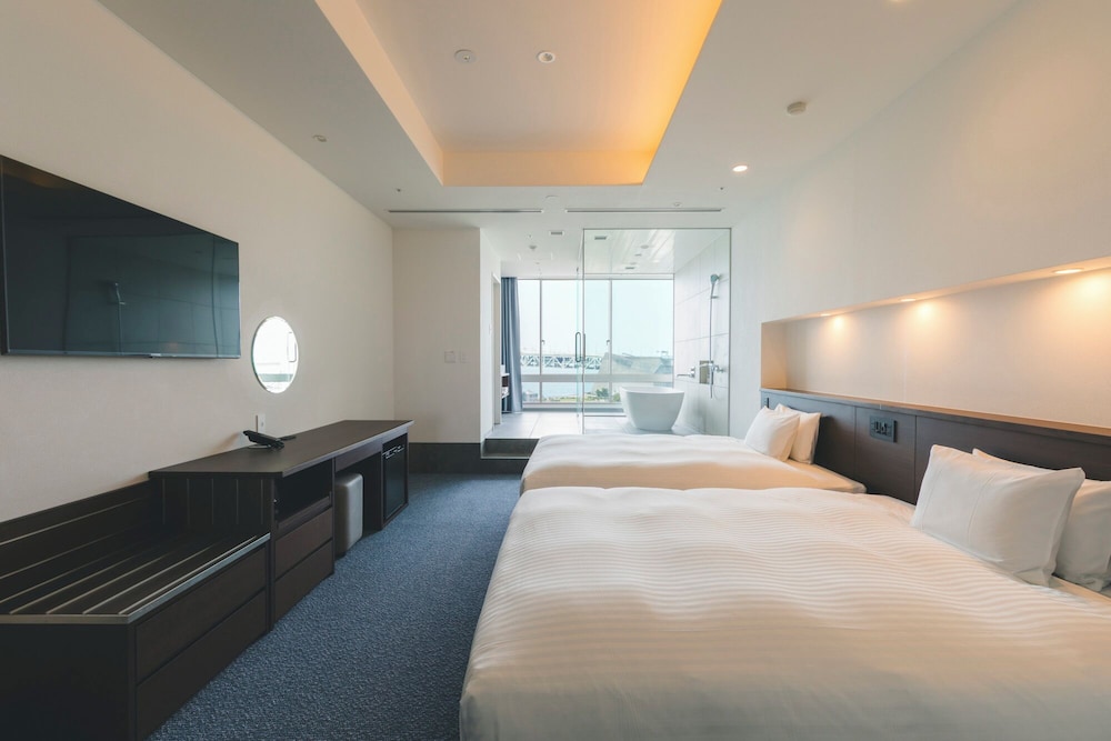 Top Floor Deluxe Twin with View Bath, Non Smoking, Ocean View (Annex Building)