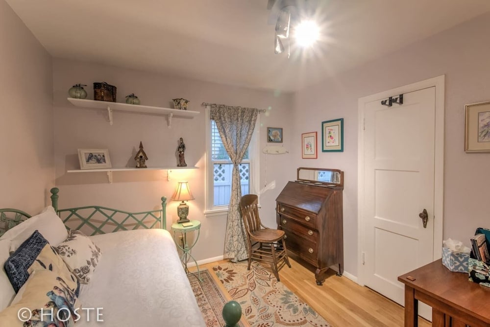 House (2 Bedrooms) photo 1