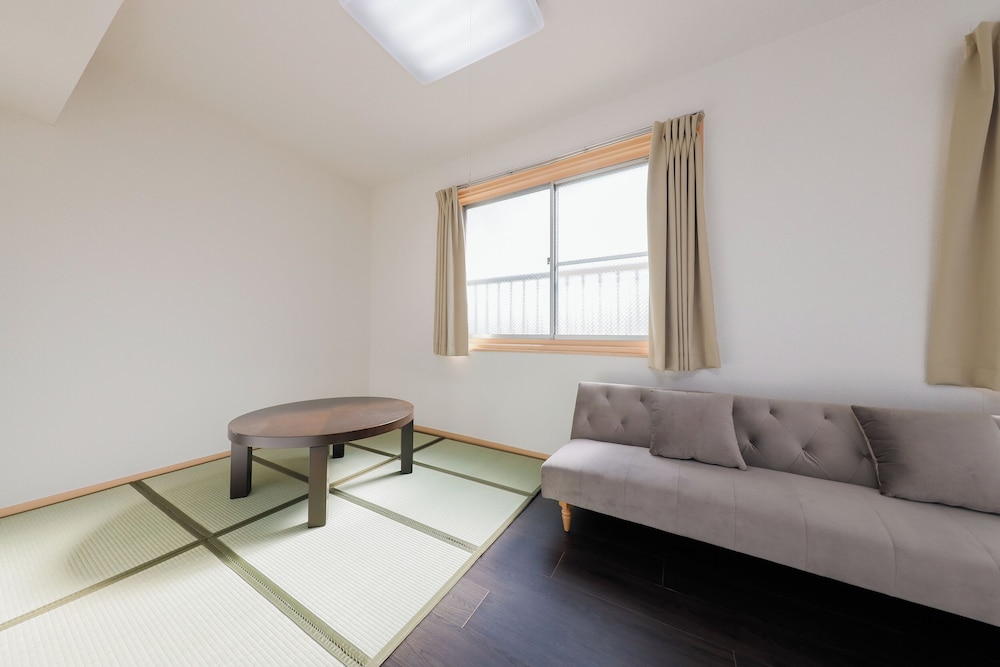 401, 6-person Accomodation, Non Smoking photo 1
