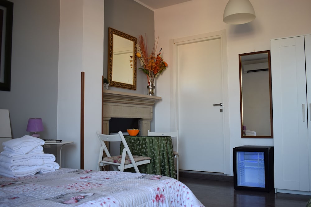 Triple Room, Balcony photo 2