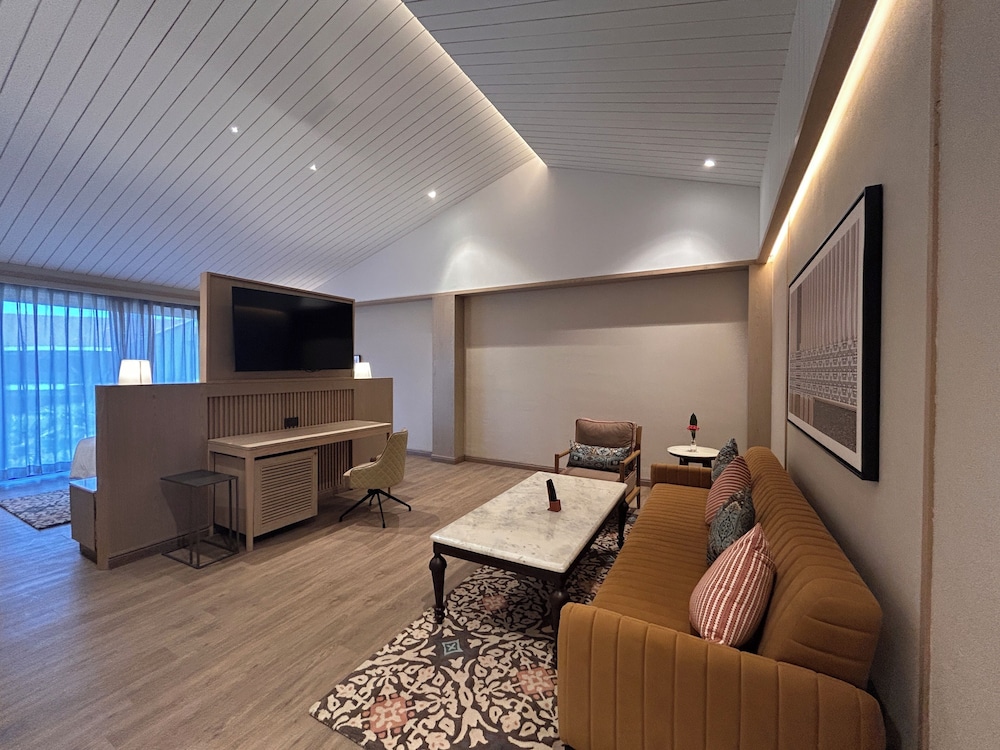 Executive Suite photo 3