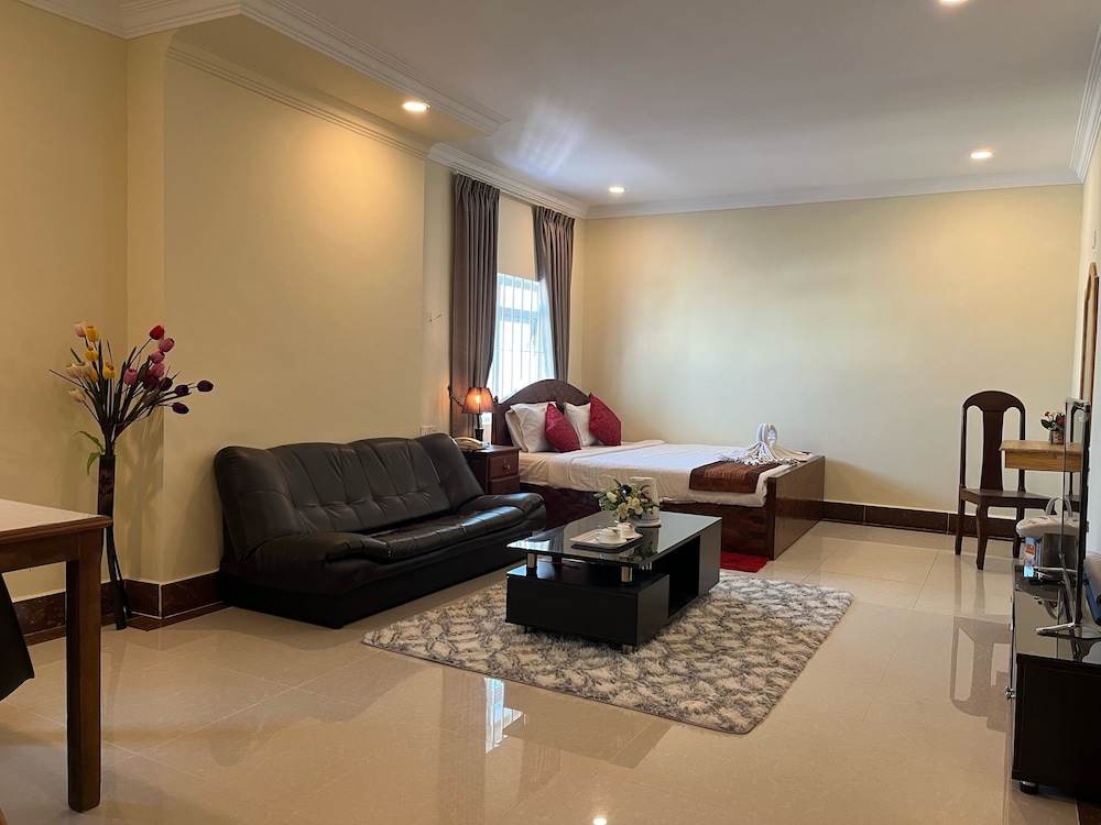 Deluxe Studio Suite