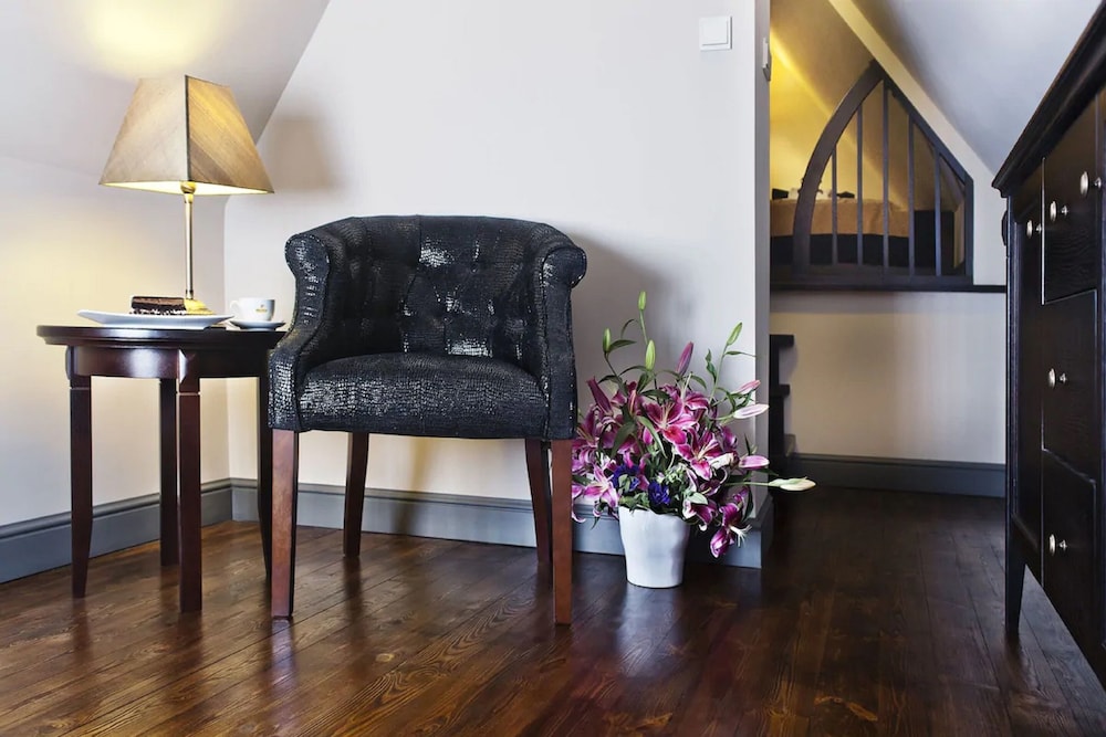 Family Apartment - Photo 8