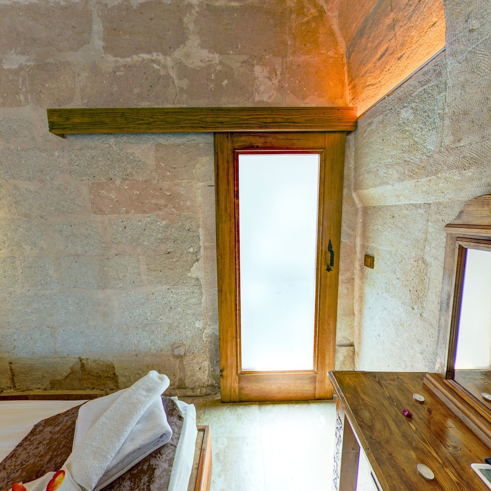 Standard Room - Photo 7