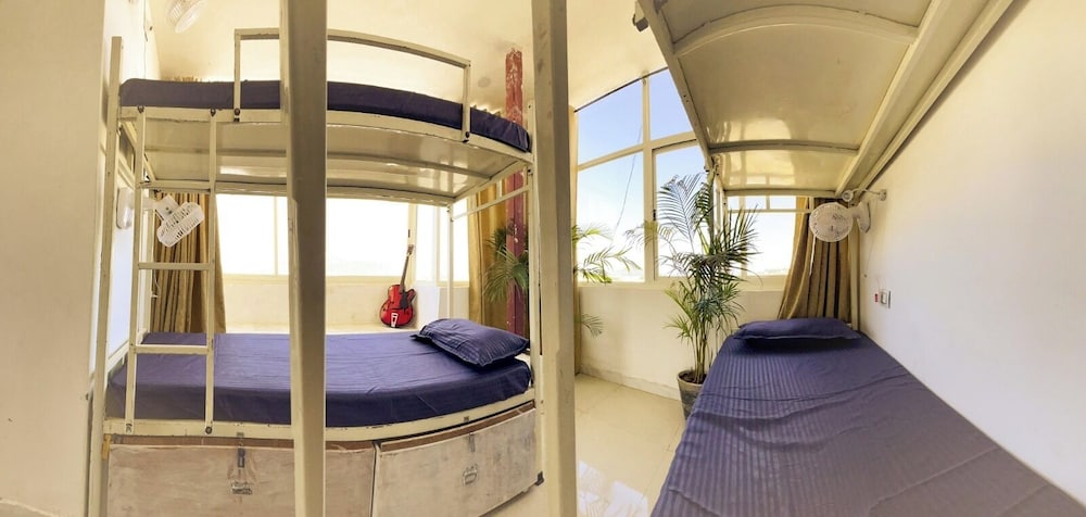 Bed Mix Ac Dorm 8