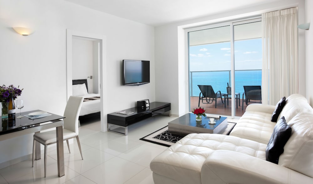 Grand Suite, 2 Bedrooms, Sea View photo 2