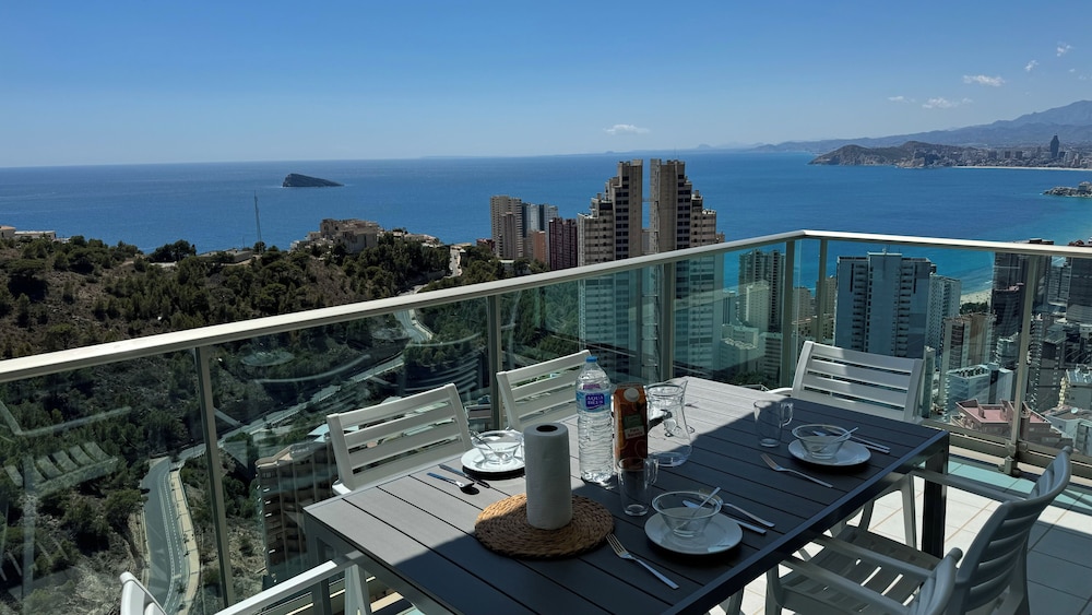 Gallery Apartment, Sea View