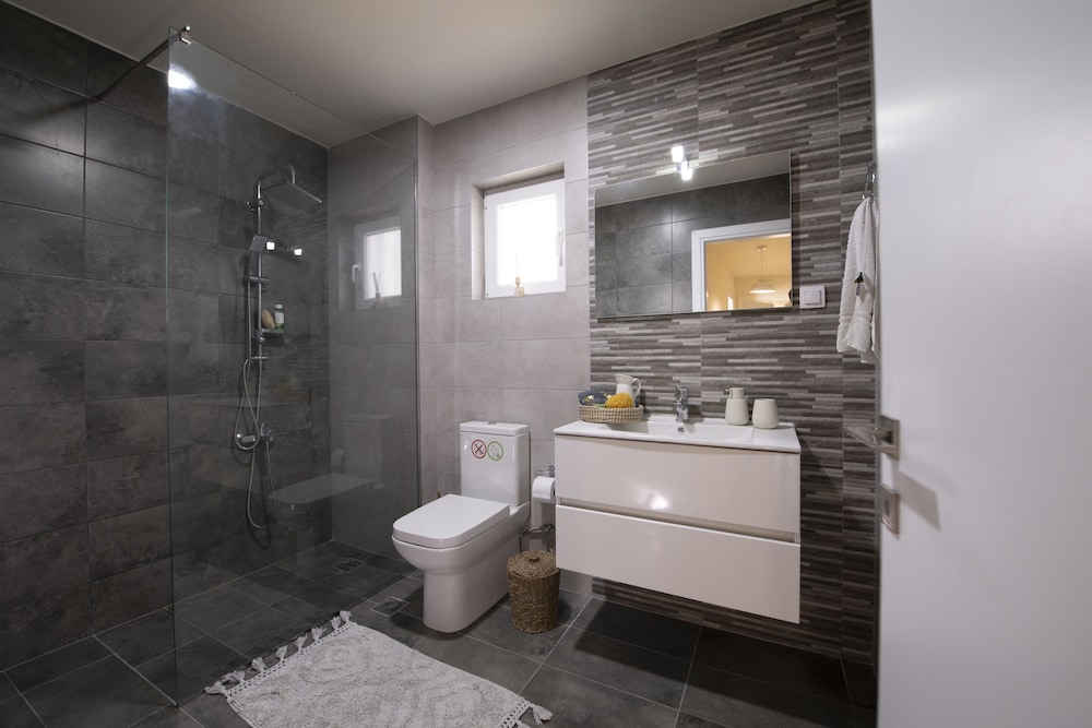 Grand Villa photo 3