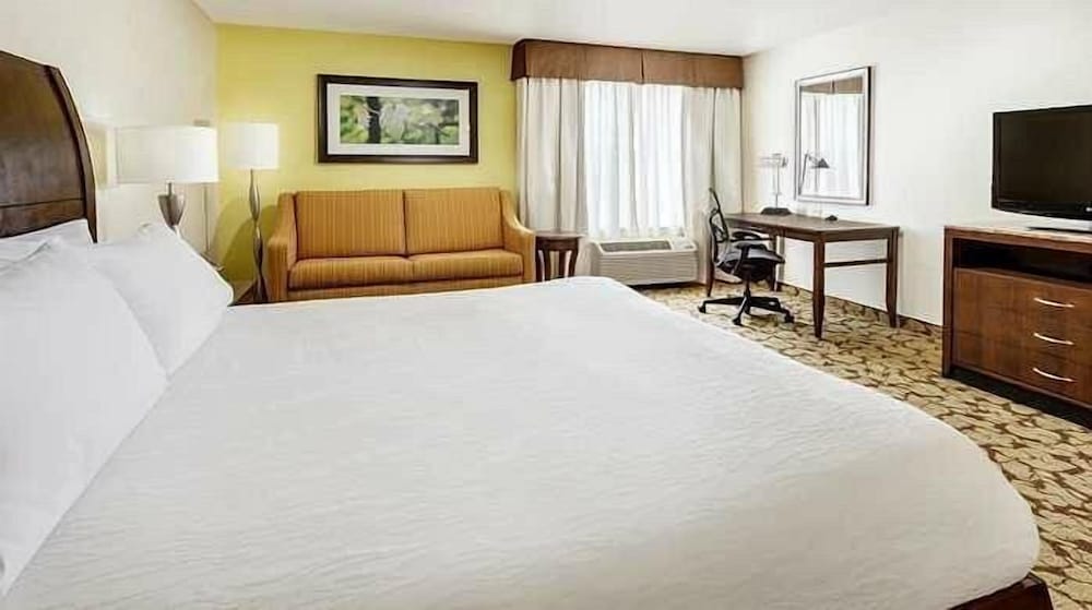 Deluxe Room - Photo 1