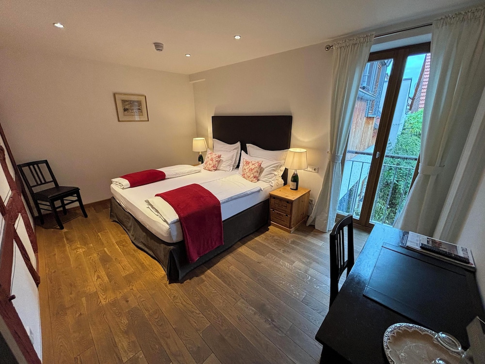 Classic Double Room