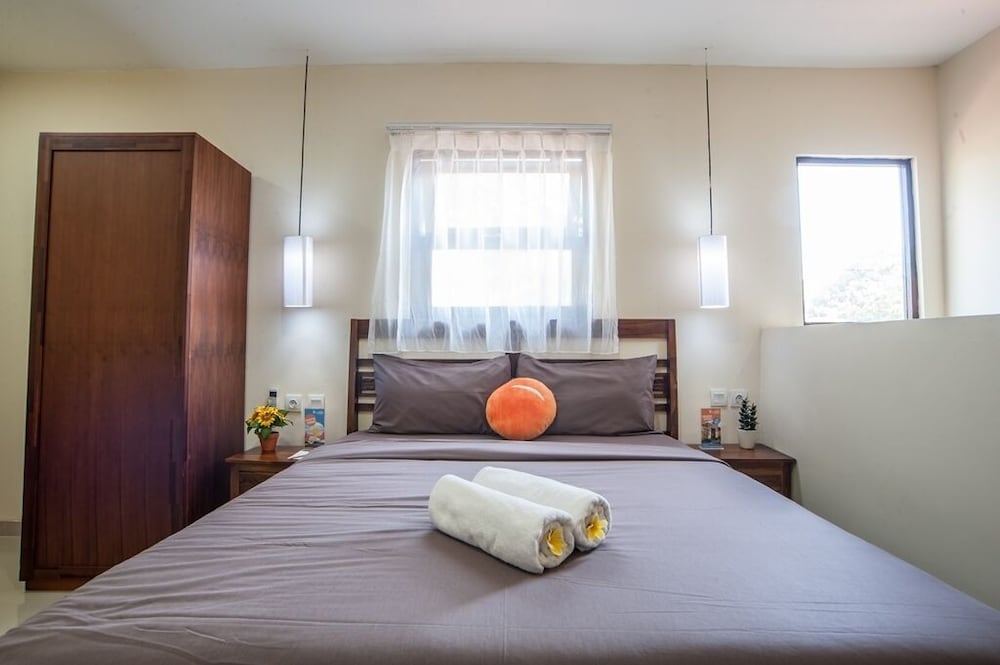 Deluxe Room - Photo 5