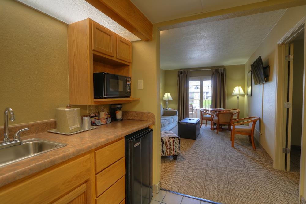 Suite, Non Smoking, Balcony photo 1