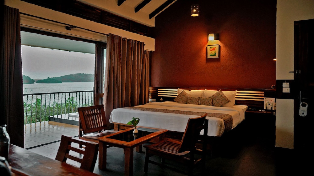 Royal Villa photo 1