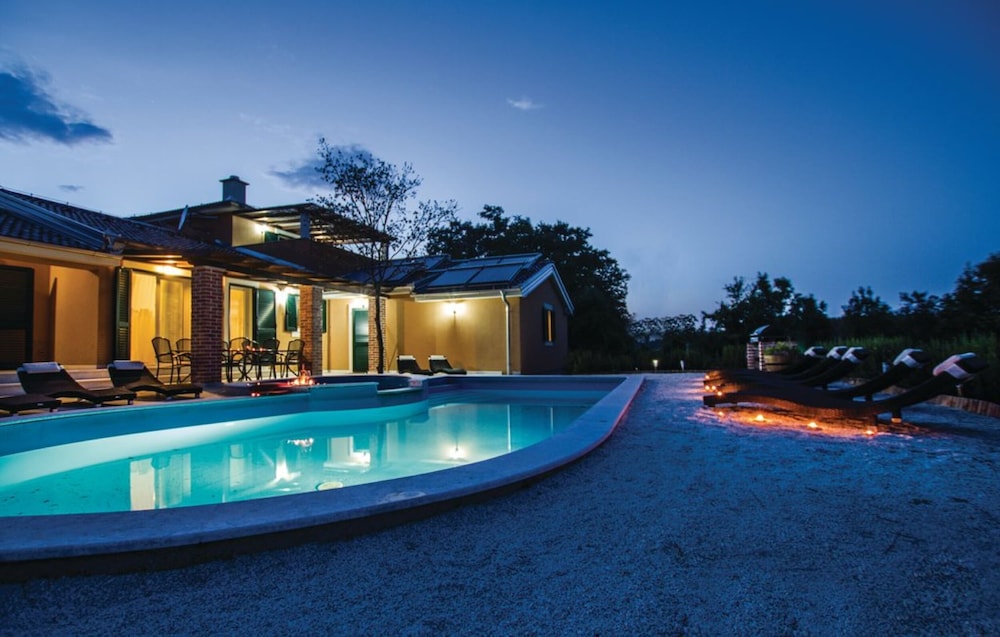 Deluxe Villa (Aida) photo 3