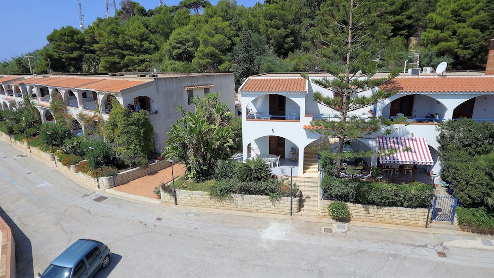 Apartment, 2 Bedrooms, Smoking, Balcony