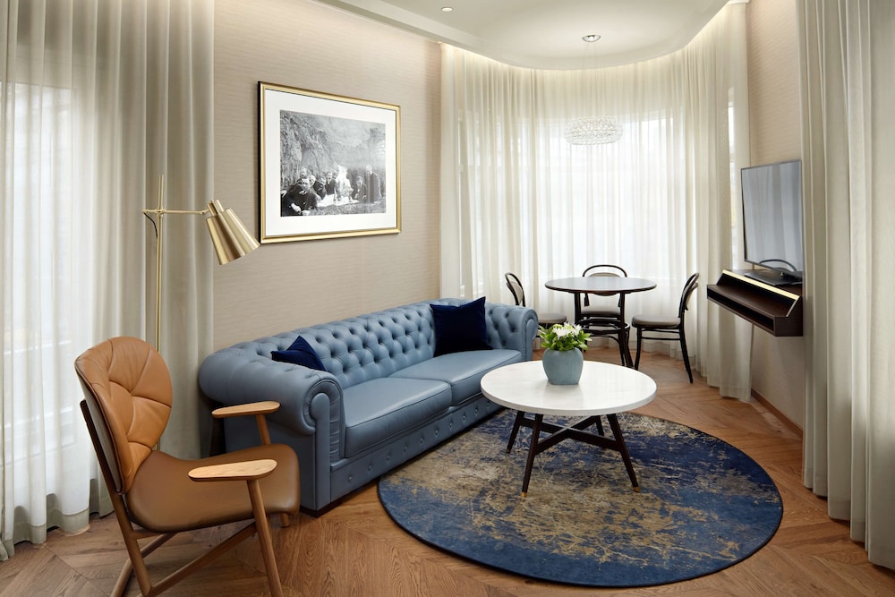 Konsulat Suite photo 1