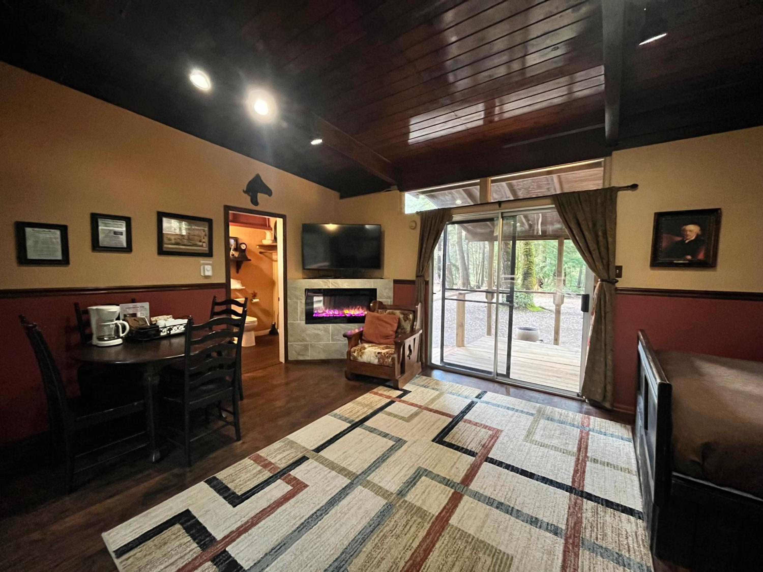 Bungalow with Patio photo 1