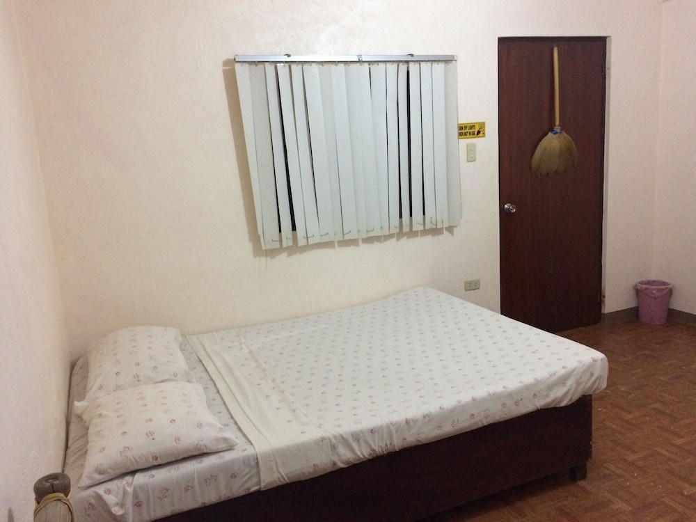 Standard Room photo 2