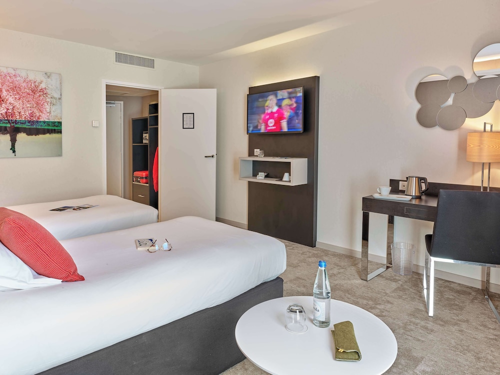 Comfort Room, 2 Twin Beds, Non Smoking (Larger Room) - Photo 5