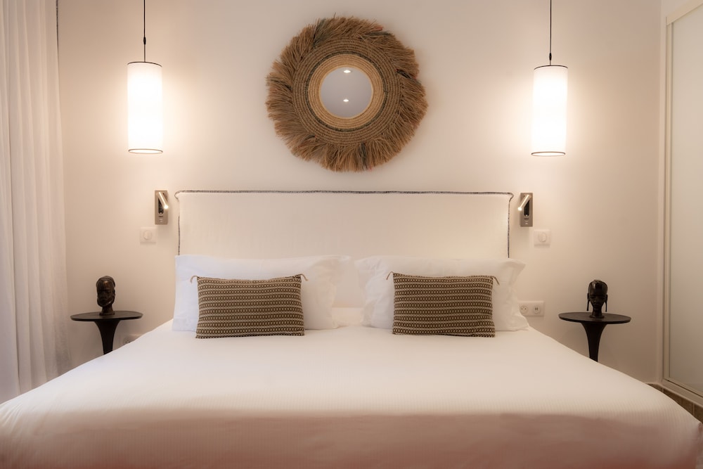 Charm Double Room - Photo 3