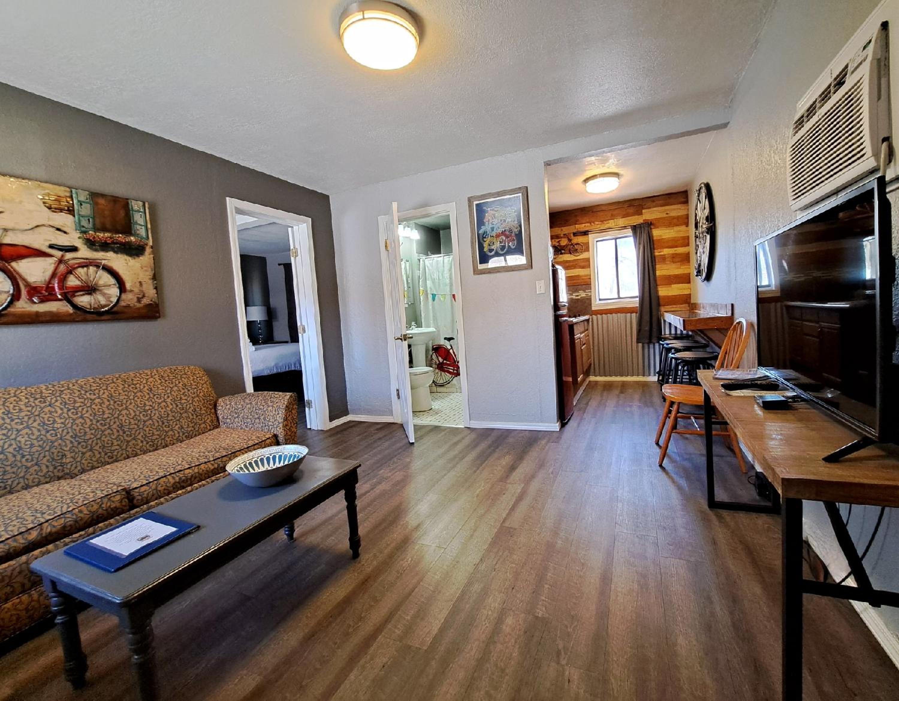 Queen Suite