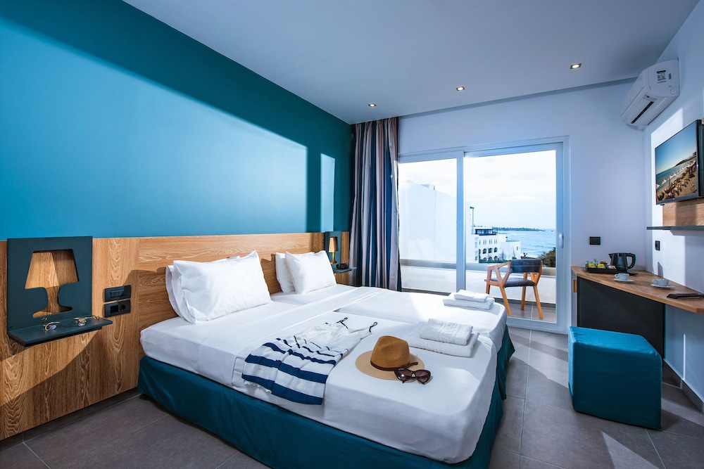 Double Room with Sea View photo 1