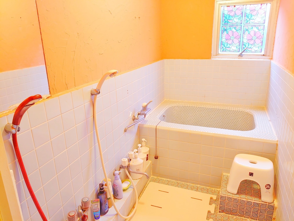 Basic Triple Room photo 2