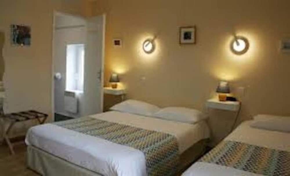 Comfort Triple Room photo 3