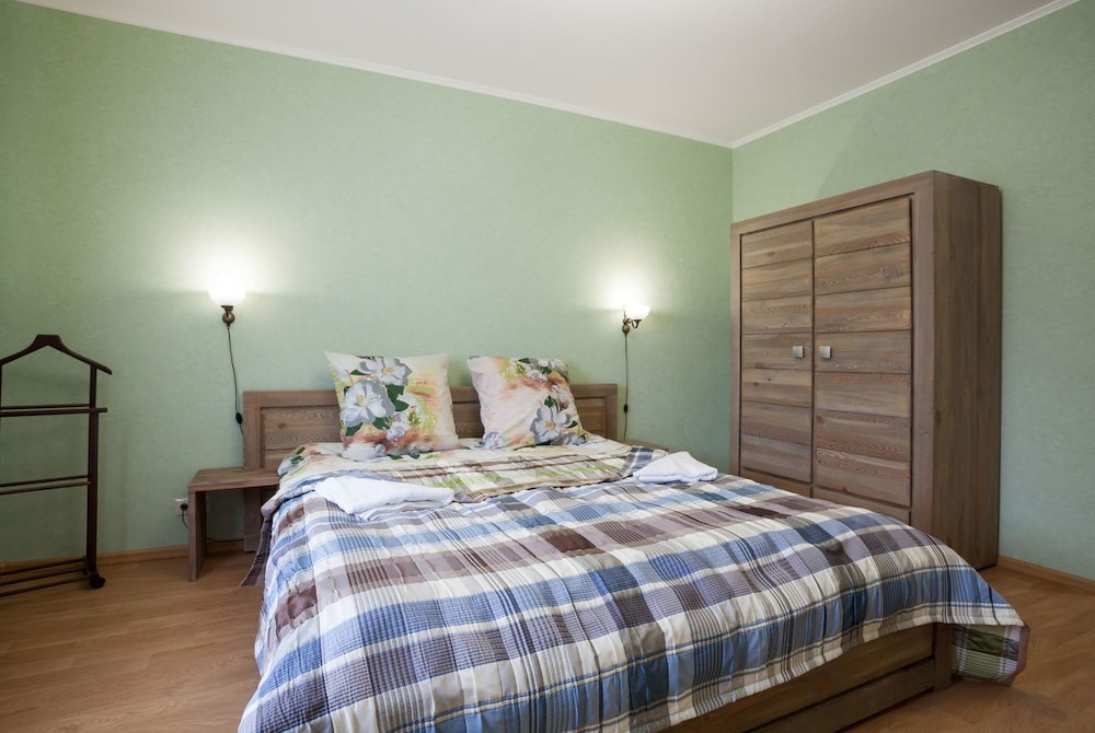 Superior Room, 1 King Bed photo 1