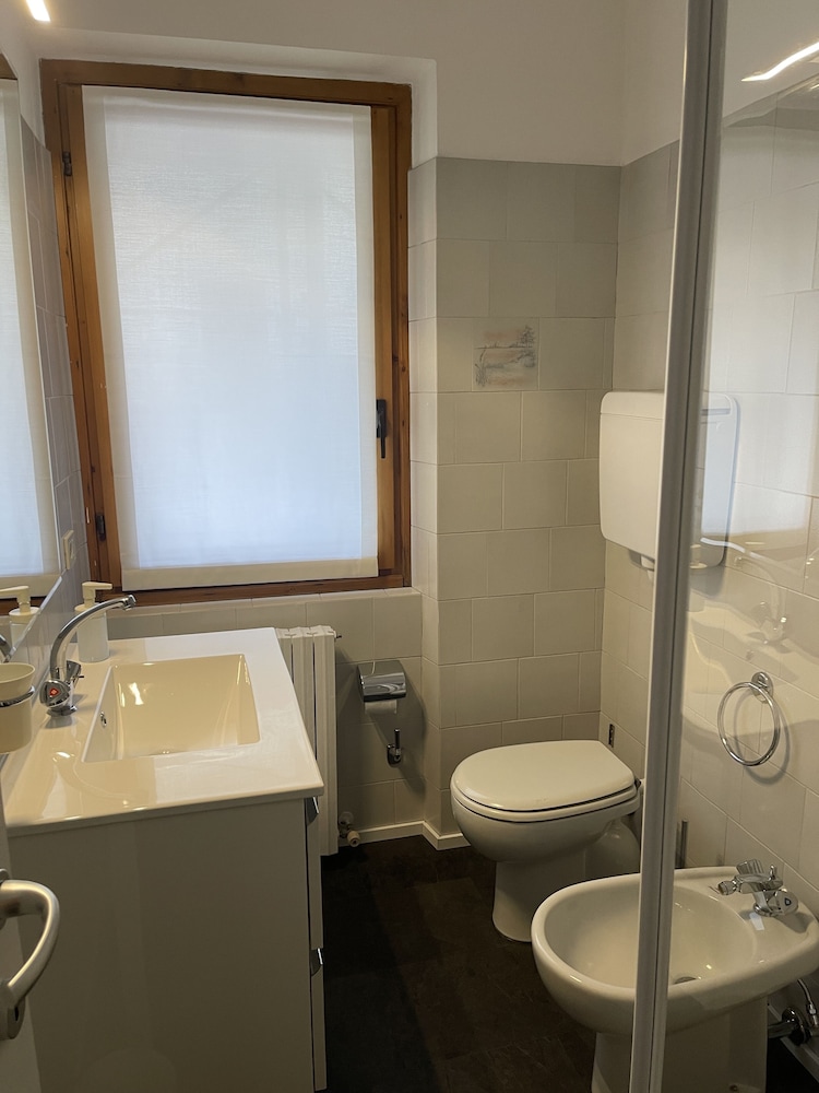 Standard Triple Room photo 2