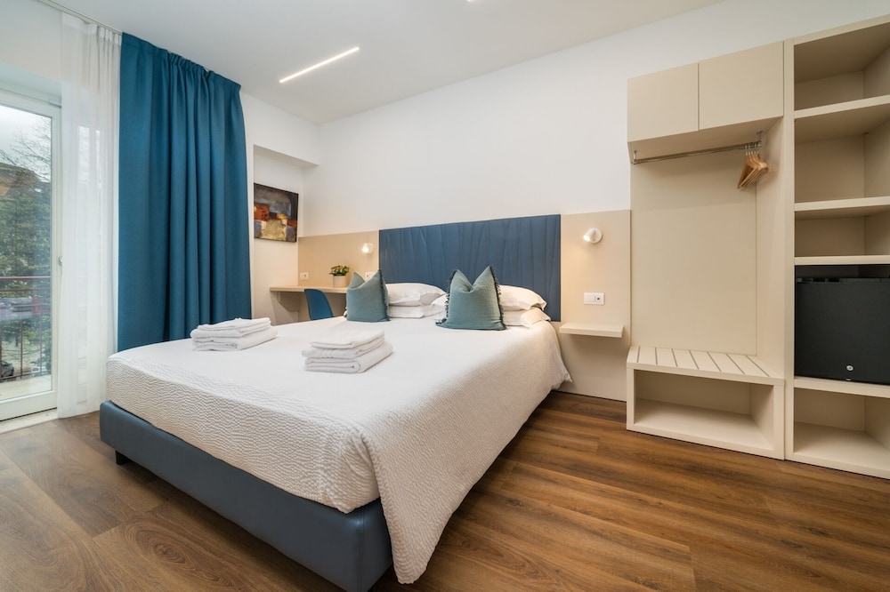 Basic Double Room