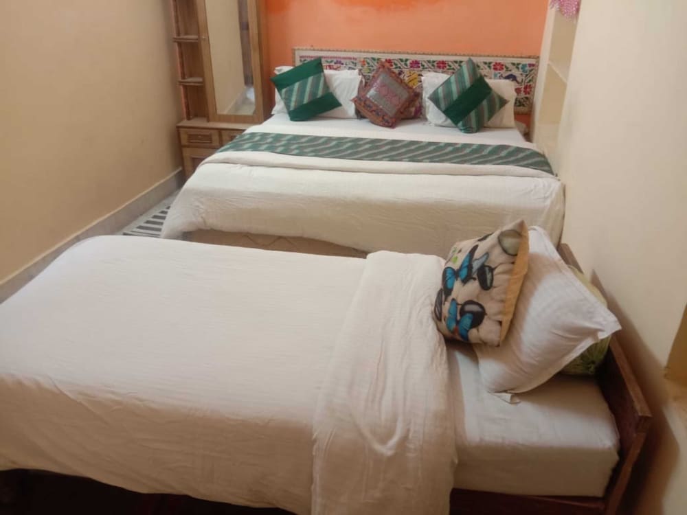 Double Room - Photo 4