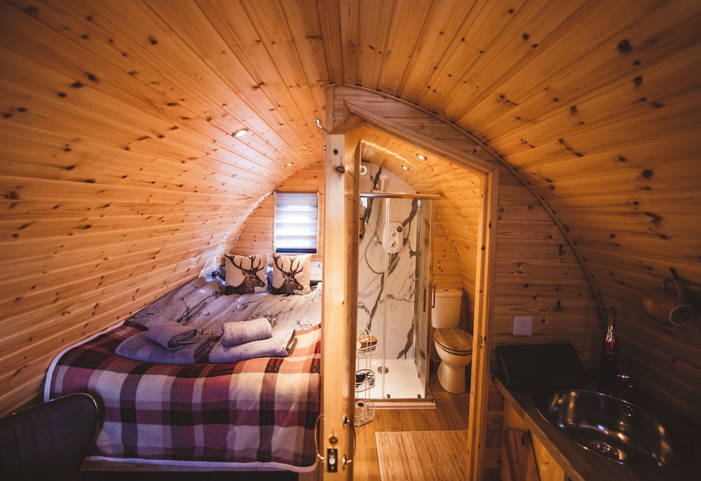Highland Glamping Pod photo 3