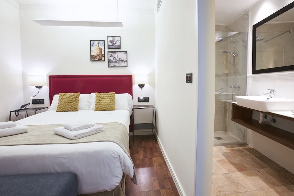 Superior Double Room - Photo 17