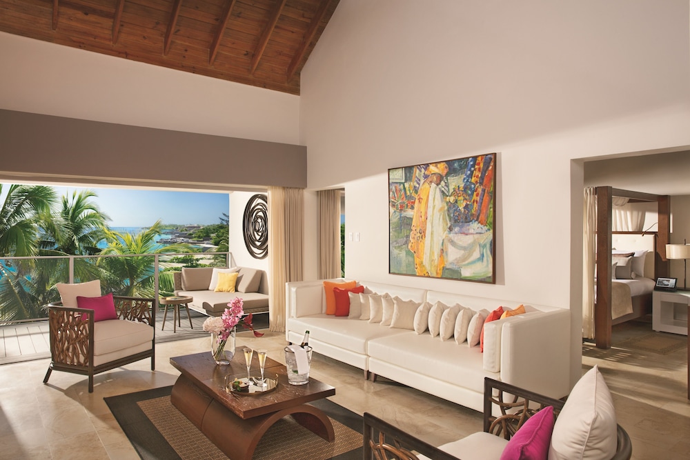 Junior Suite Tropical View Double photo 2