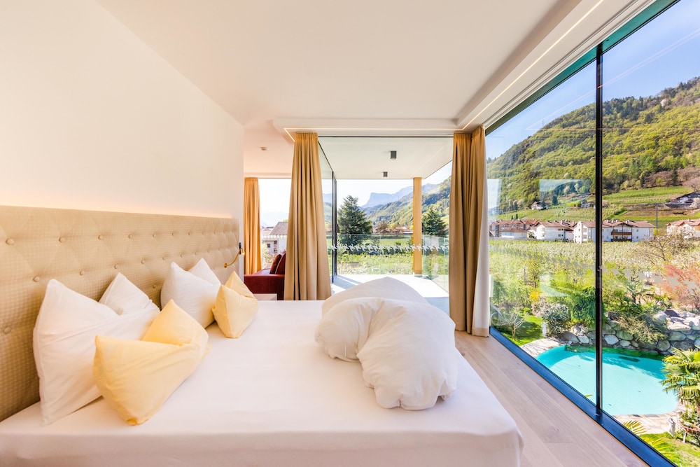 Design Suite, Non Smoking, Garden View