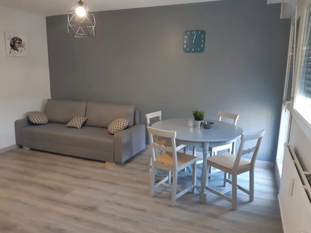 Standard Apartment, City View photo 3