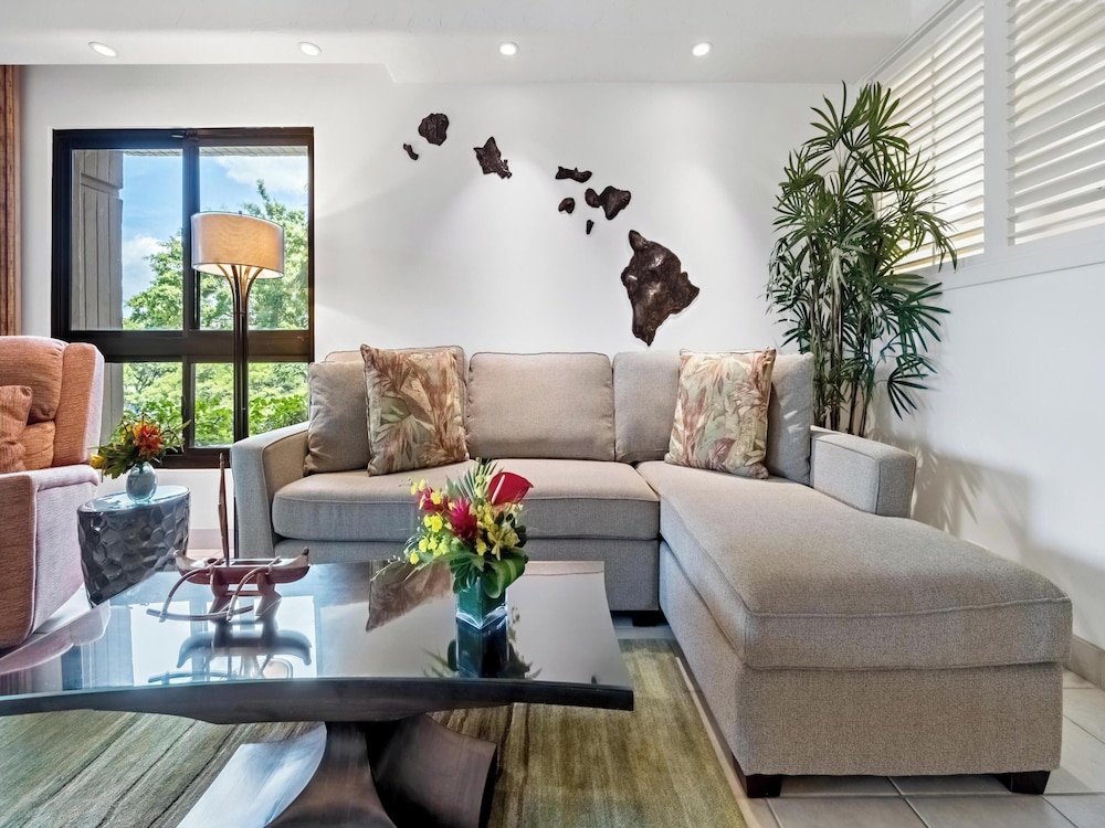 Condo (2 Bedrooms)