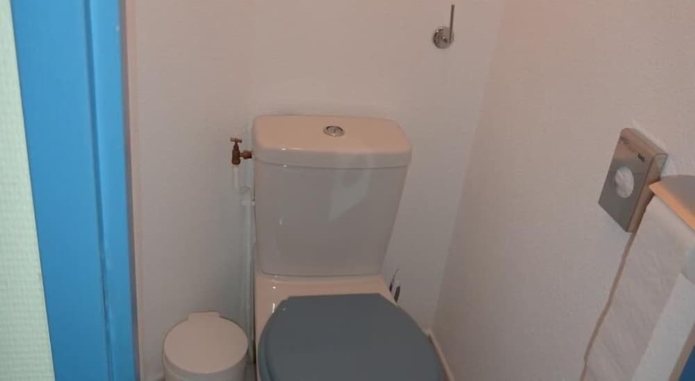 Standard Double Room, Private Bathroom photo 2