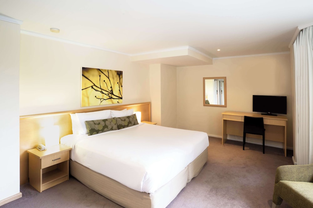 Double or Twin Room, Jetted Tub photo 3