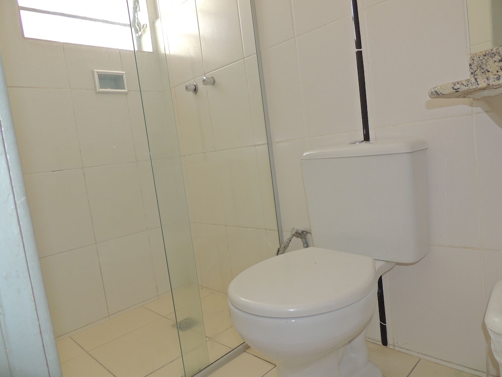 Triple Room, 3 Twin Beds photo 2