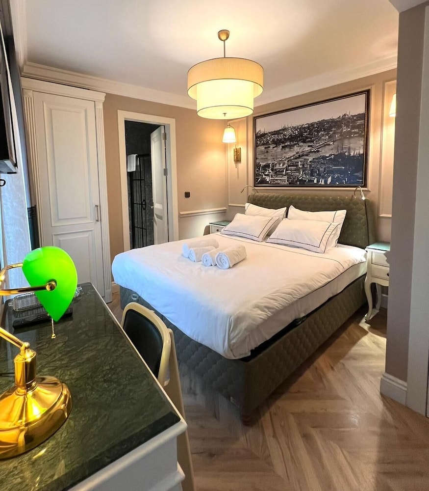 Comfort Double Room, City View photo 3